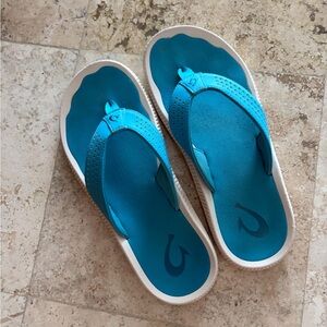 Olukai Blue and White Flip Flops